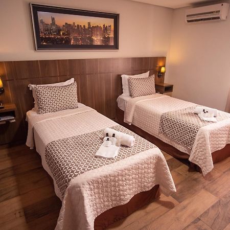 Padom Business Hotel Bragança Paulista Eksteriør bilde
