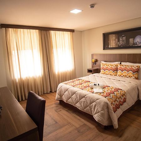 Padom Business Hotel Bragança Paulista Eksteriør bilde