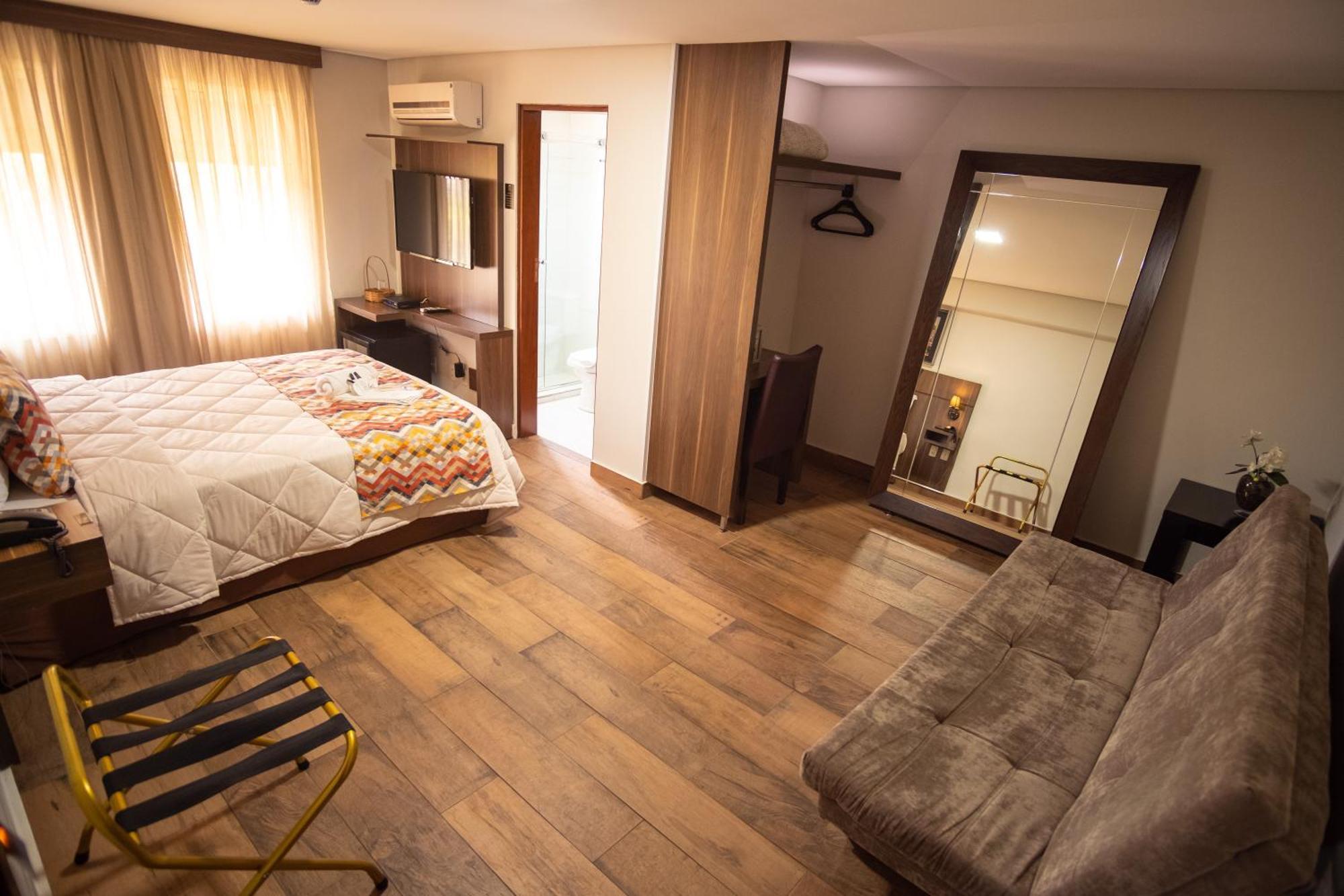 Padom Business Hotel Bragança Paulista Eksteriør bilde