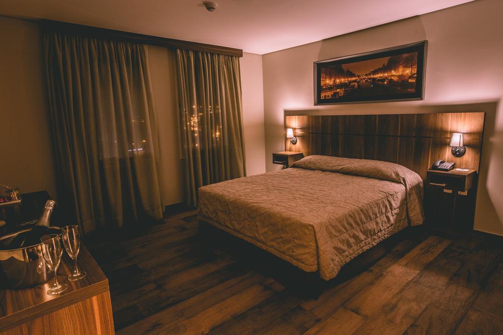 Padom Business Hotel Bragança Paulista Eksteriør bilde