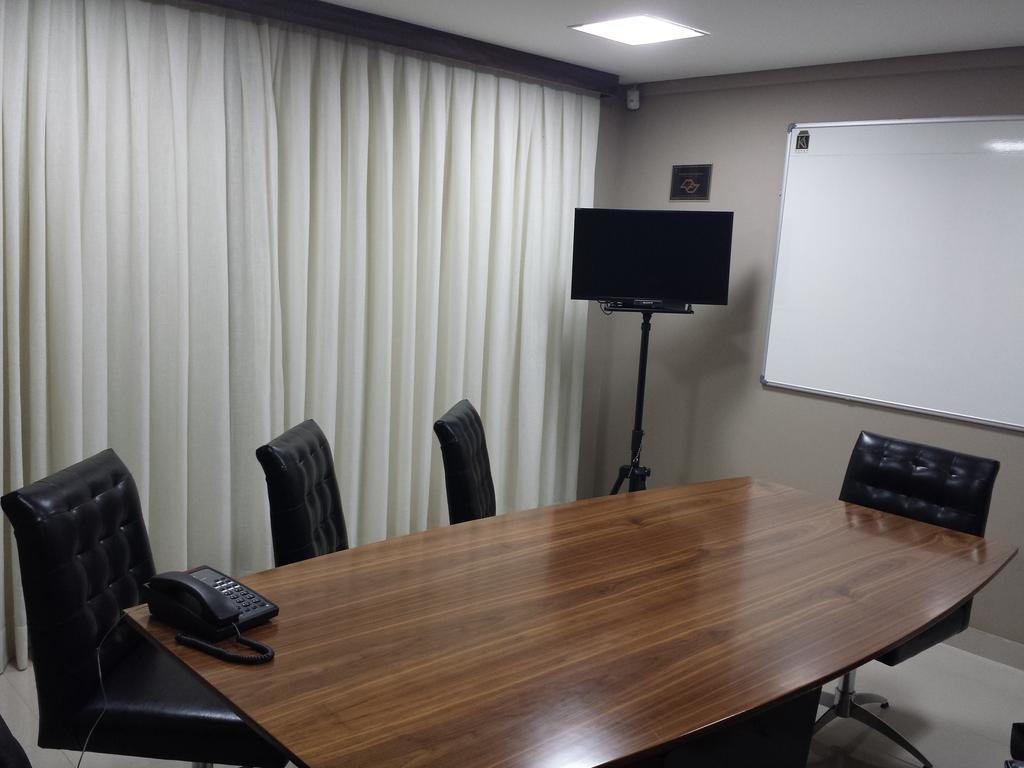 Padom Business Hotel Bragança Paulista Eksteriør bilde