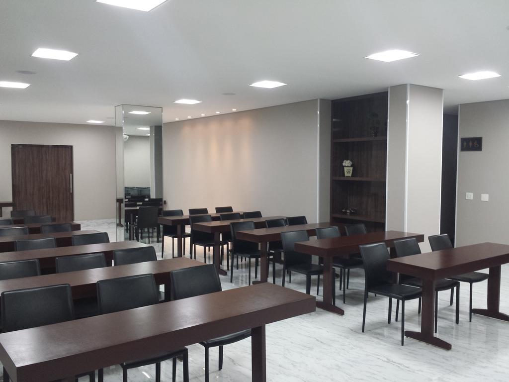 Padom Business Hotel Bragança Paulista Eksteriør bilde