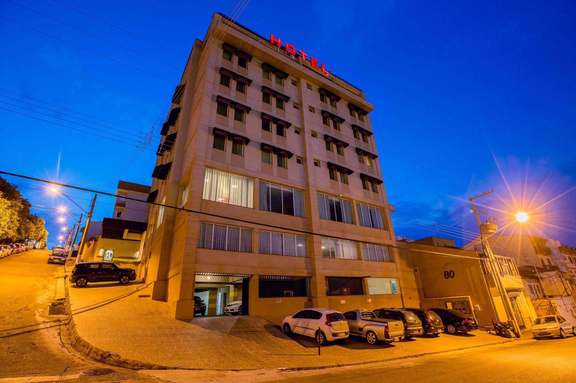 Padom Business Hotel Bragança Paulista Eksteriør bilde