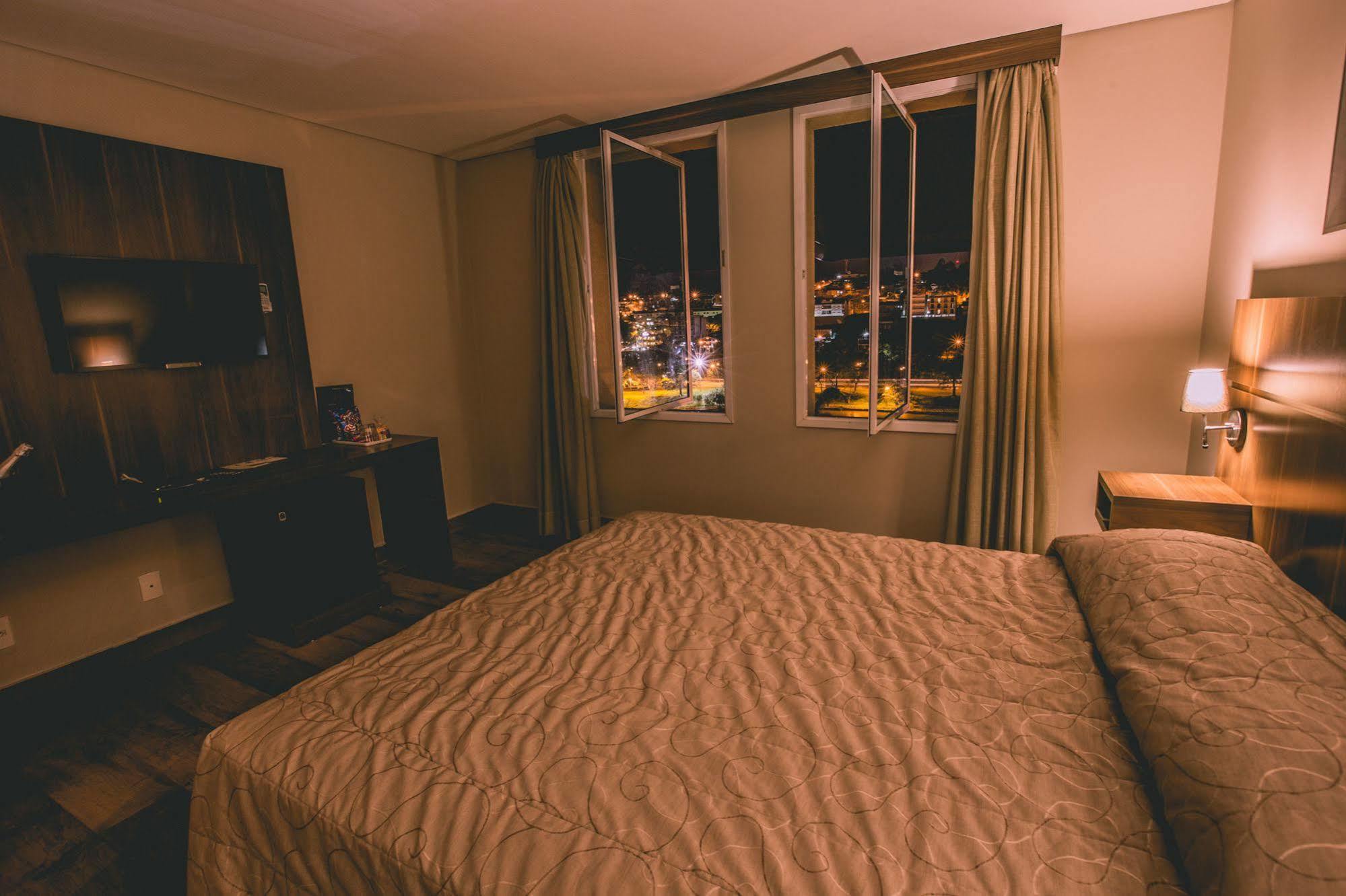 Padom Business Hotel Bragança Paulista Eksteriør bilde